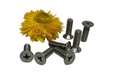 DIN 965 A4 Гвинт з потайною головкою і хрестоподібним шліцом PH