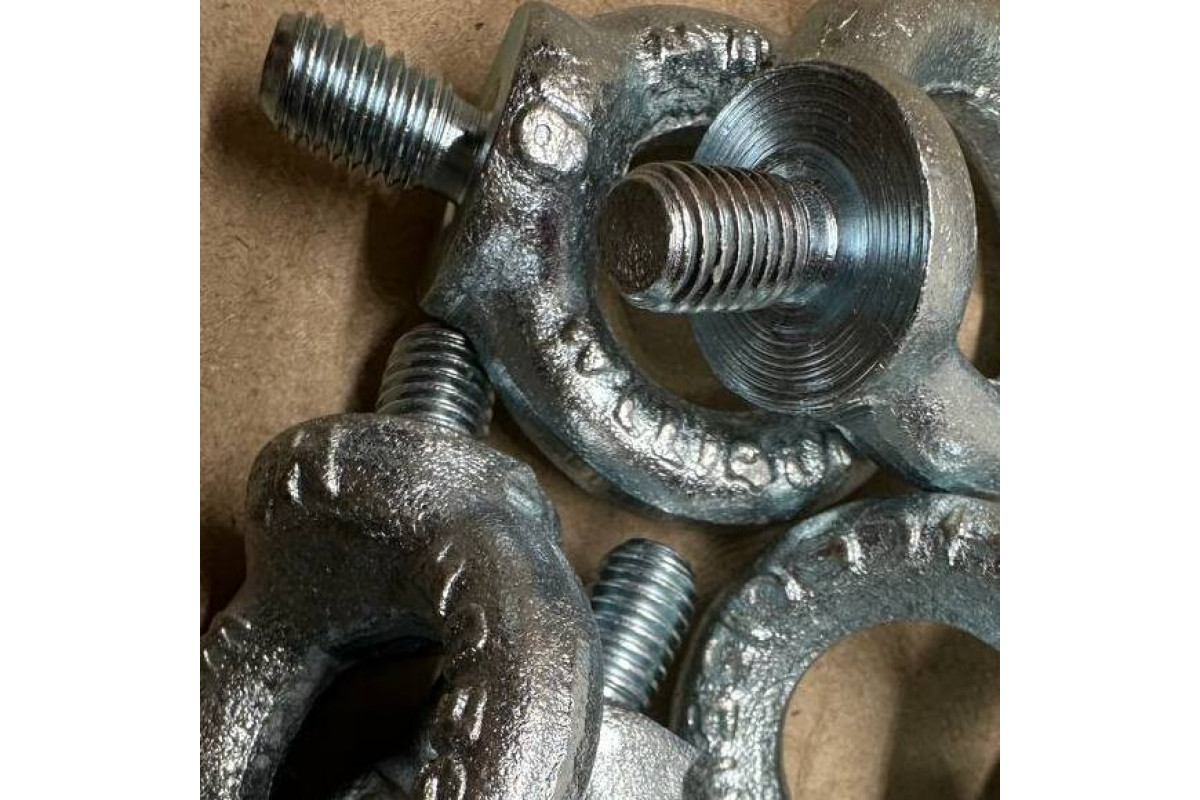 DIN 580 A2 Рим-болт