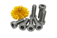 DIN 7984 A4 Болт з циліндричною головкою і внутрішнім шестигранником